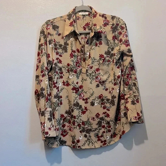 Pleione small floral and flowy lightweight long sleeve top - Picture 2 of 5